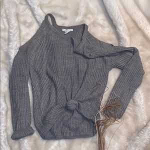 Over sized knitted open shoulder sweater